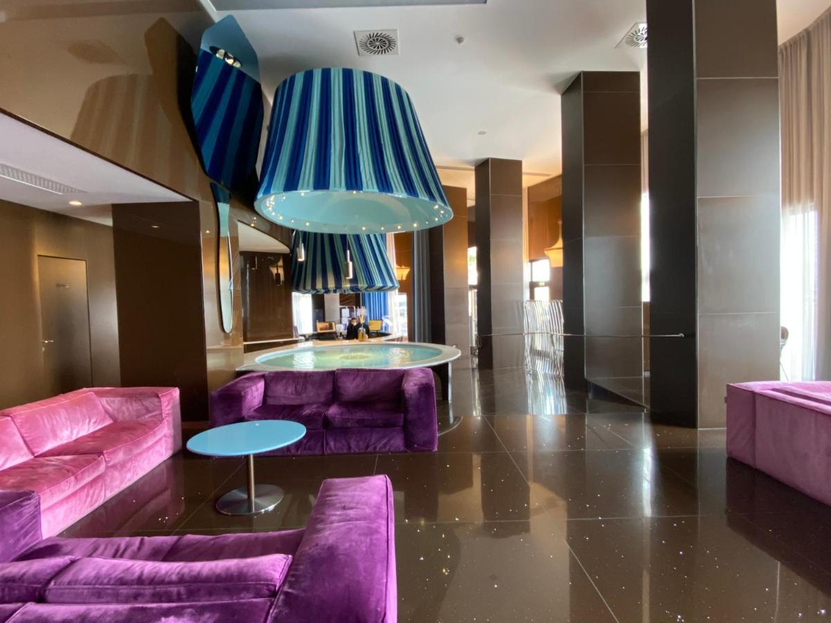 iH Grande Albergo Delle Nazioni Bari Esterno foto Lobby