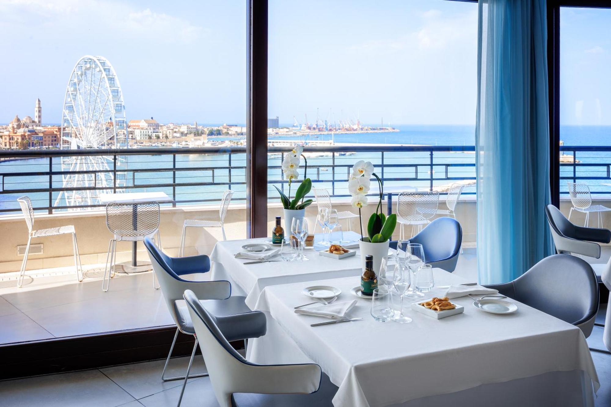 iH Grande Albergo Delle Nazioni Bari Esterno foto Restaurant