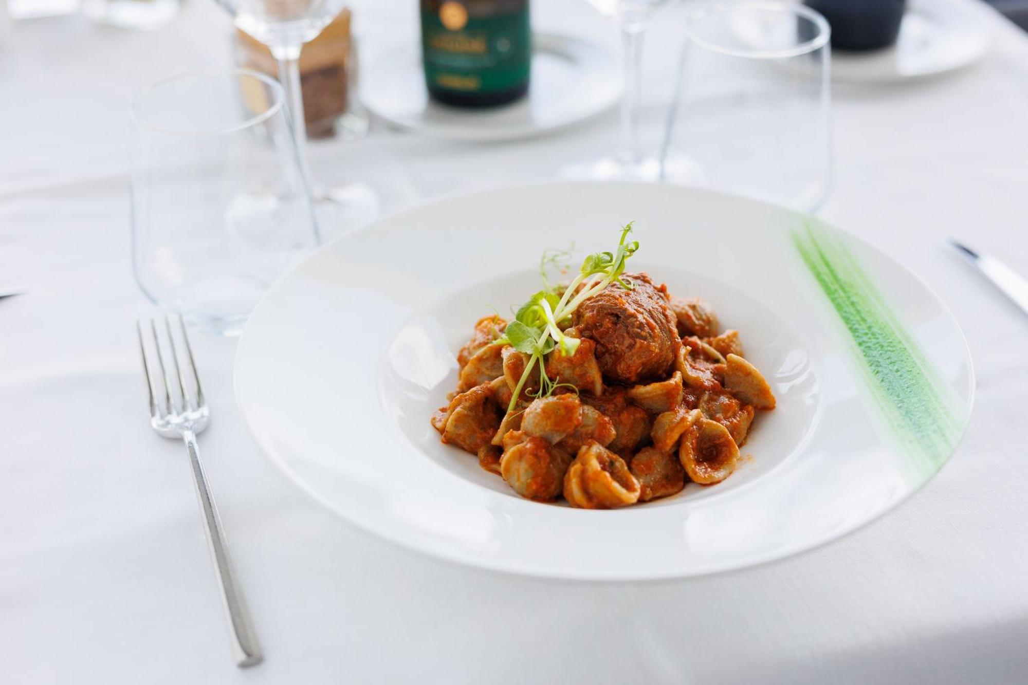 iH Grande Albergo Delle Nazioni Bari Esterno foto A plate of gnocchi